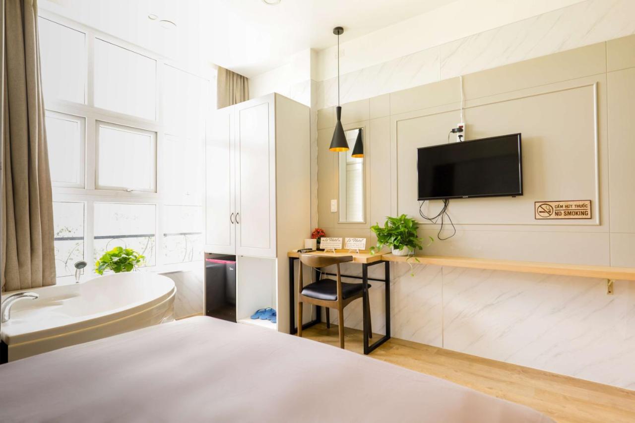 La Hotel Q10 Ho Chi Minh City Exterior photo