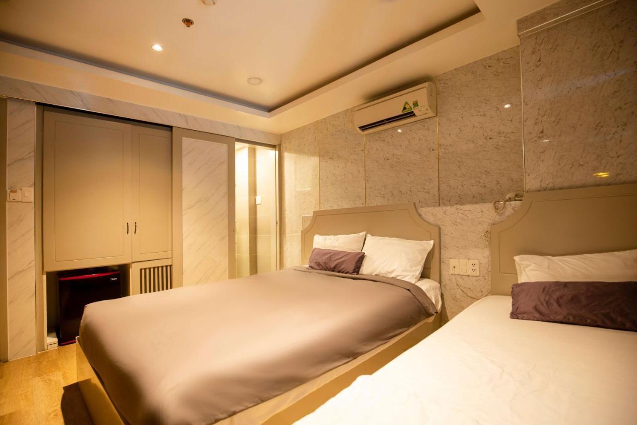 La Hotel Q10 Ho Chi Minh City Exterior photo