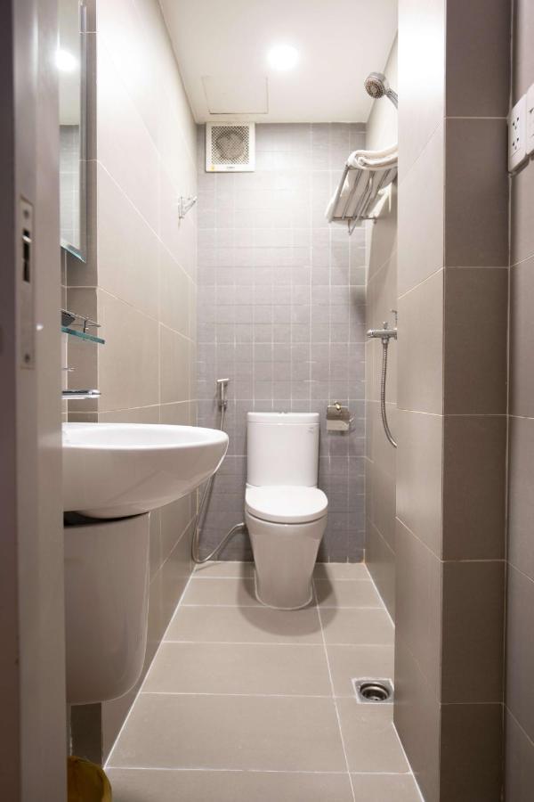 La Hotel Q10 Ho Chi Minh City Exterior photo